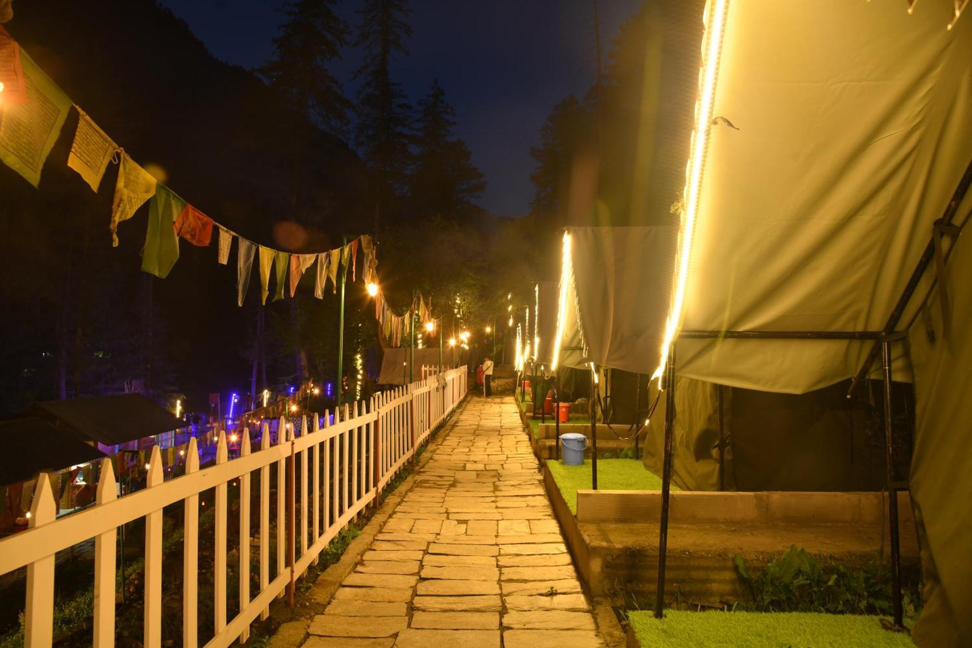 Himtrek Riverside Camps, Kasol Esterno foto
